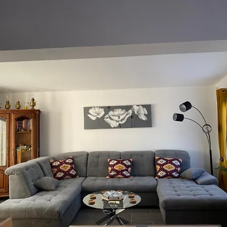 Calme Et Spacieux Avec Terrasses *