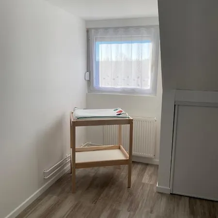 Calme Et Spacieux Avec Terrasses Apartman